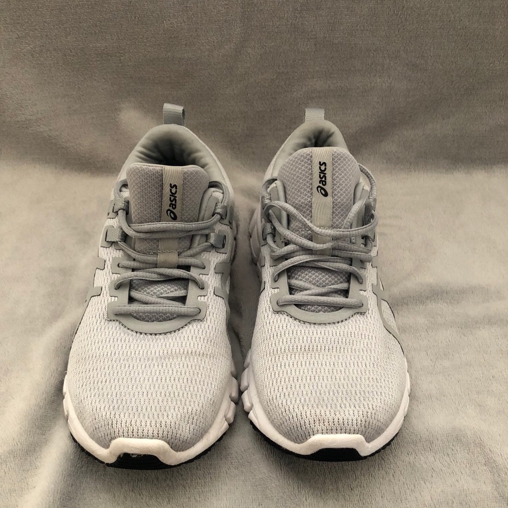 ASICS women’s running shoes